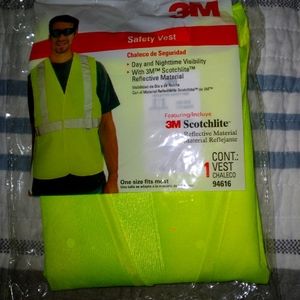 SAFTEY VEST 3M.. CONSTRUCTION